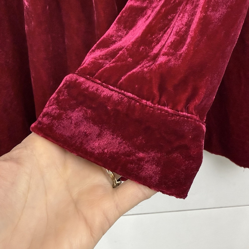 SUNDANCE VELVET NUANCE SILK TOP Women Small Wineberry Holiday Classic Pullover - Picture 6 of 11